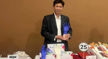 Vglobal gloves at trade promotion conferences and goods exhibitions in Hanoi, Vietnam